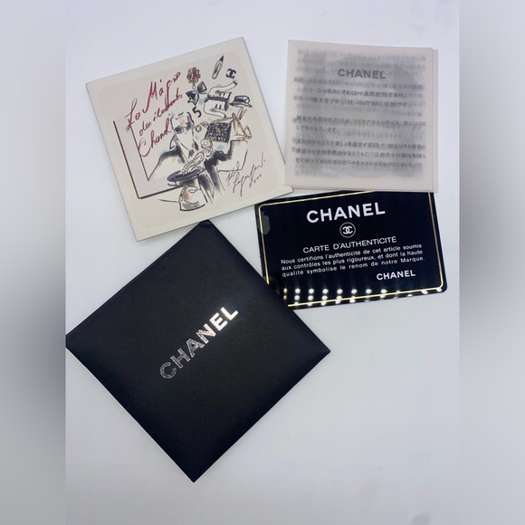 Authentic CHANEL Handbag - Picture 11 of 12